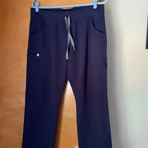 Figs Kade navy petite large